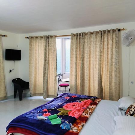 Elphinstone Inn Almora Kültér fotó