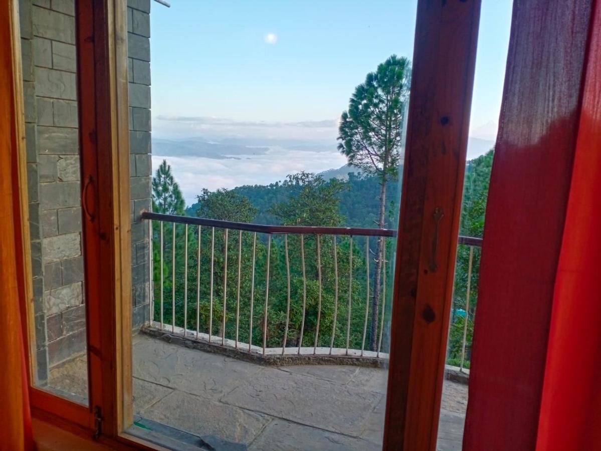 Elphinstone Inn Almora Kültér fotó