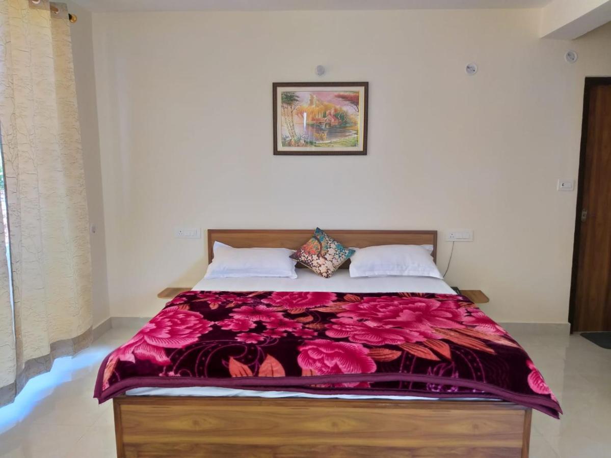 Elphinstone Inn Almora Kültér fotó
