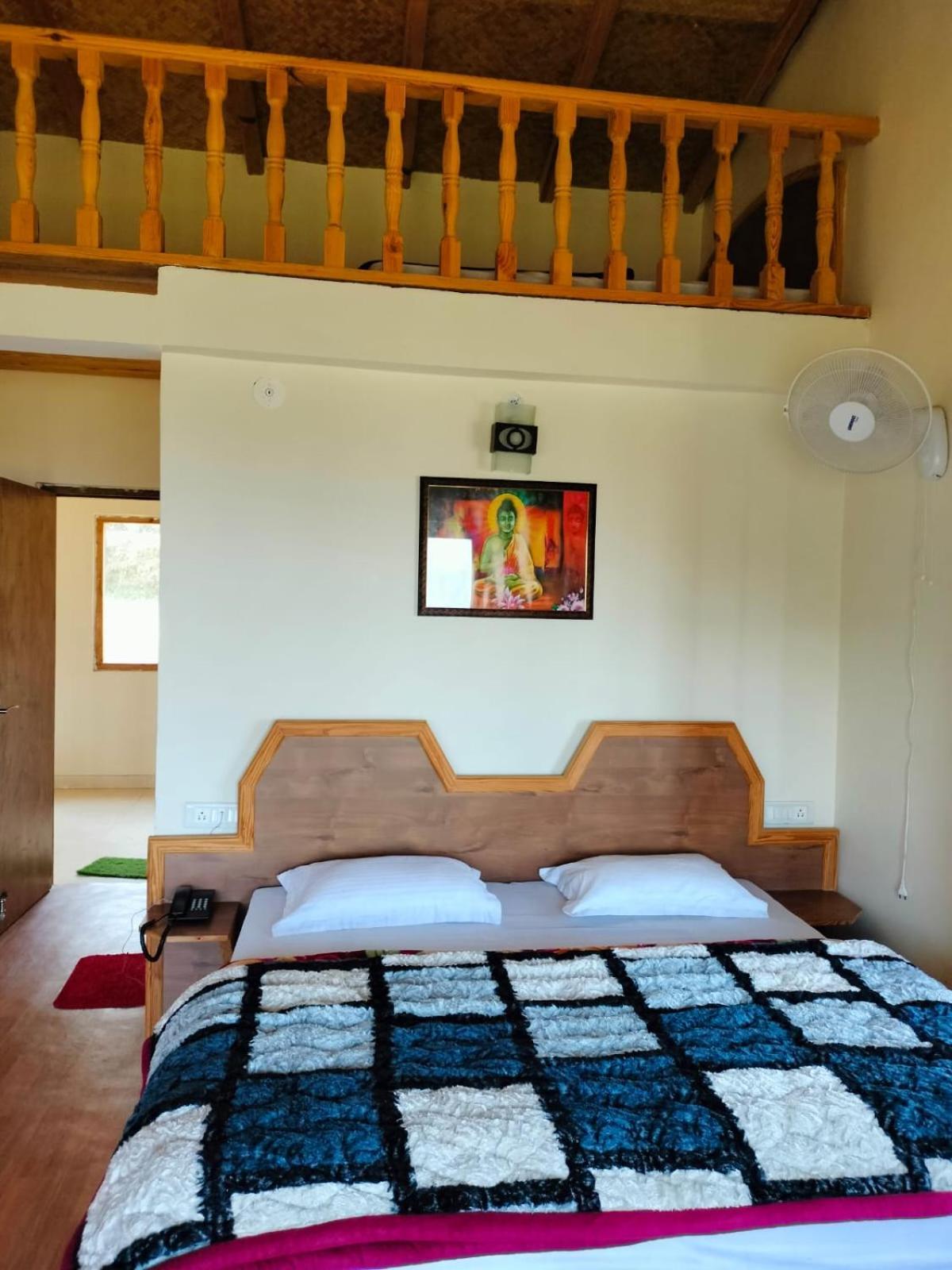 Elphinstone Inn Almora Kültér fotó