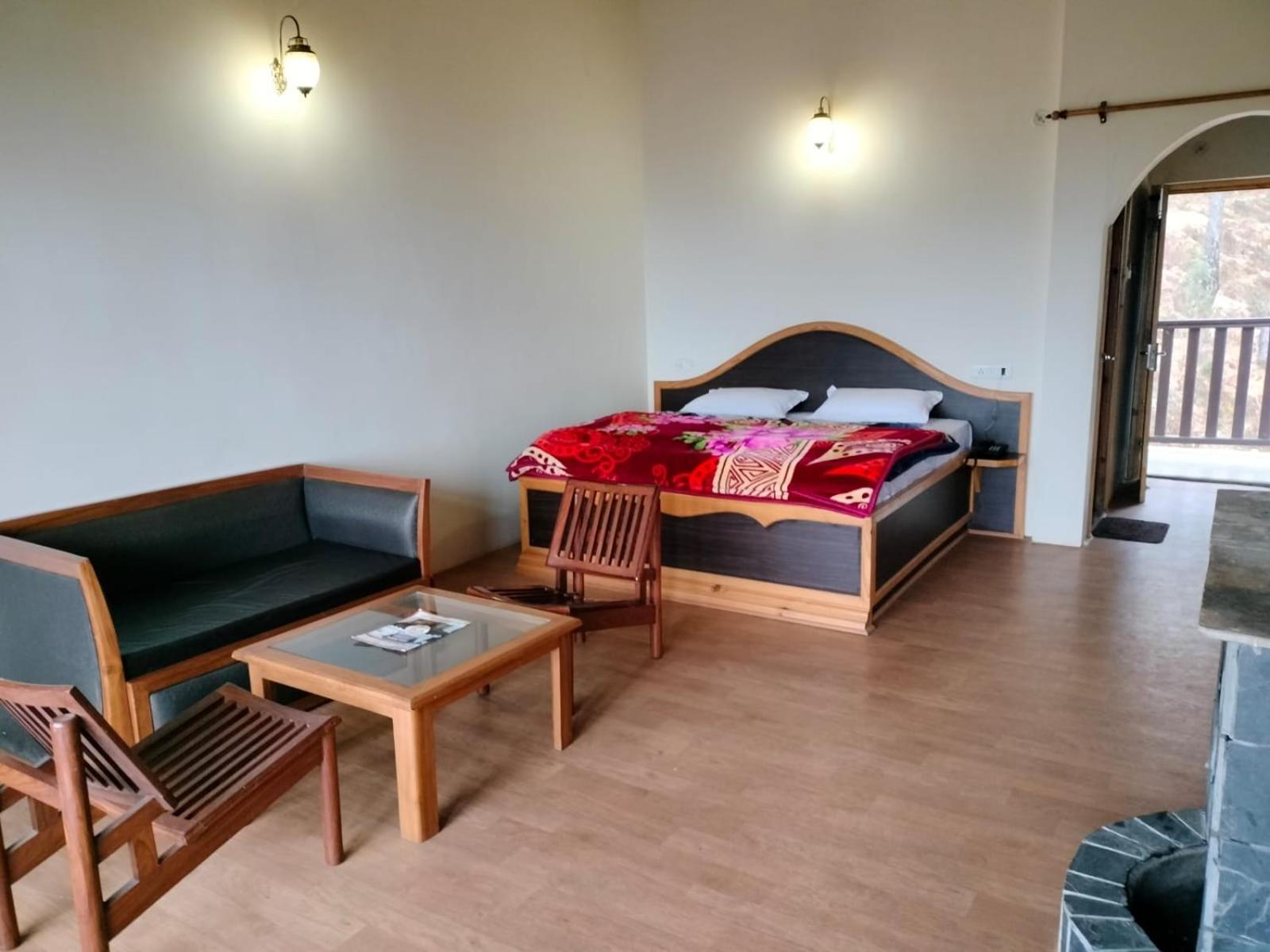 Elphinstone Inn Almora Kültér fotó