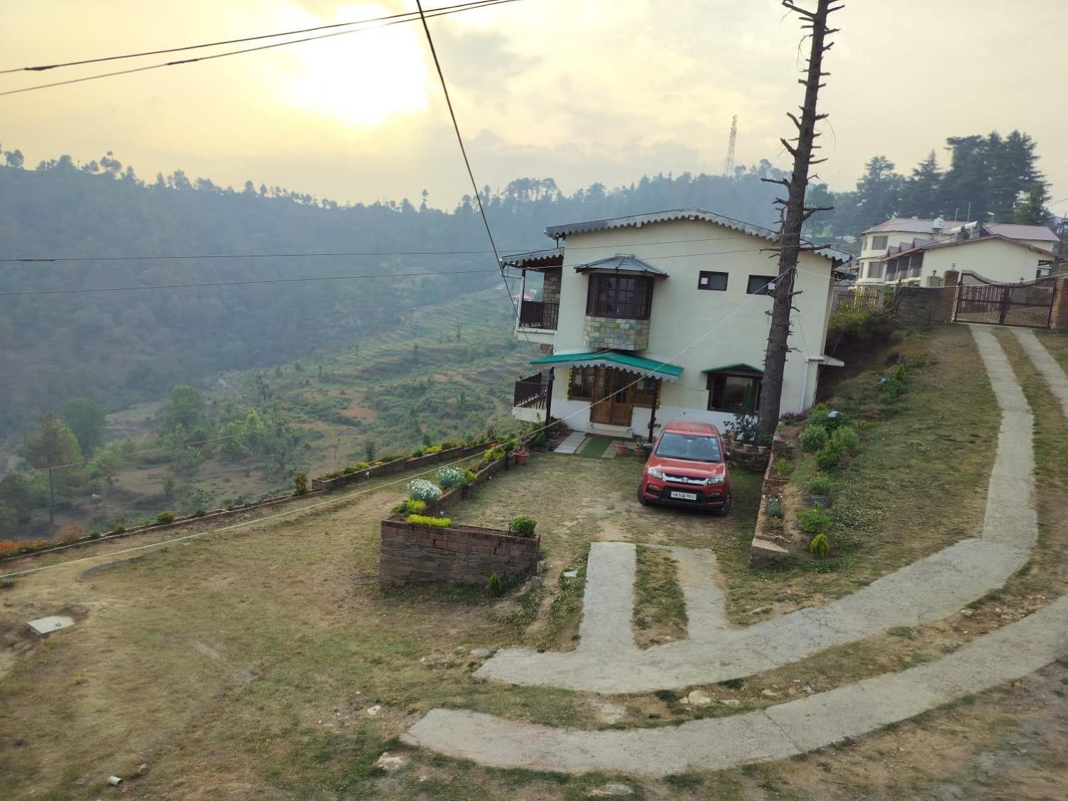 Elphinstone Inn Almora Kültér fotó