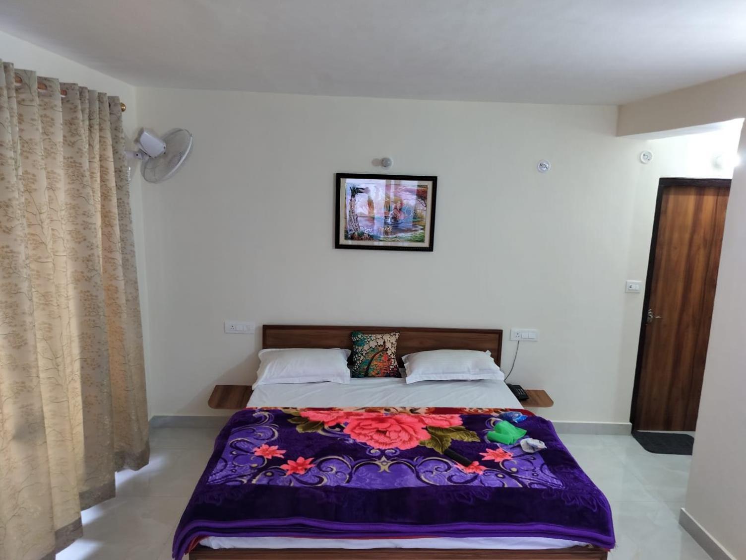Elphinstone Inn Almora Kültér fotó