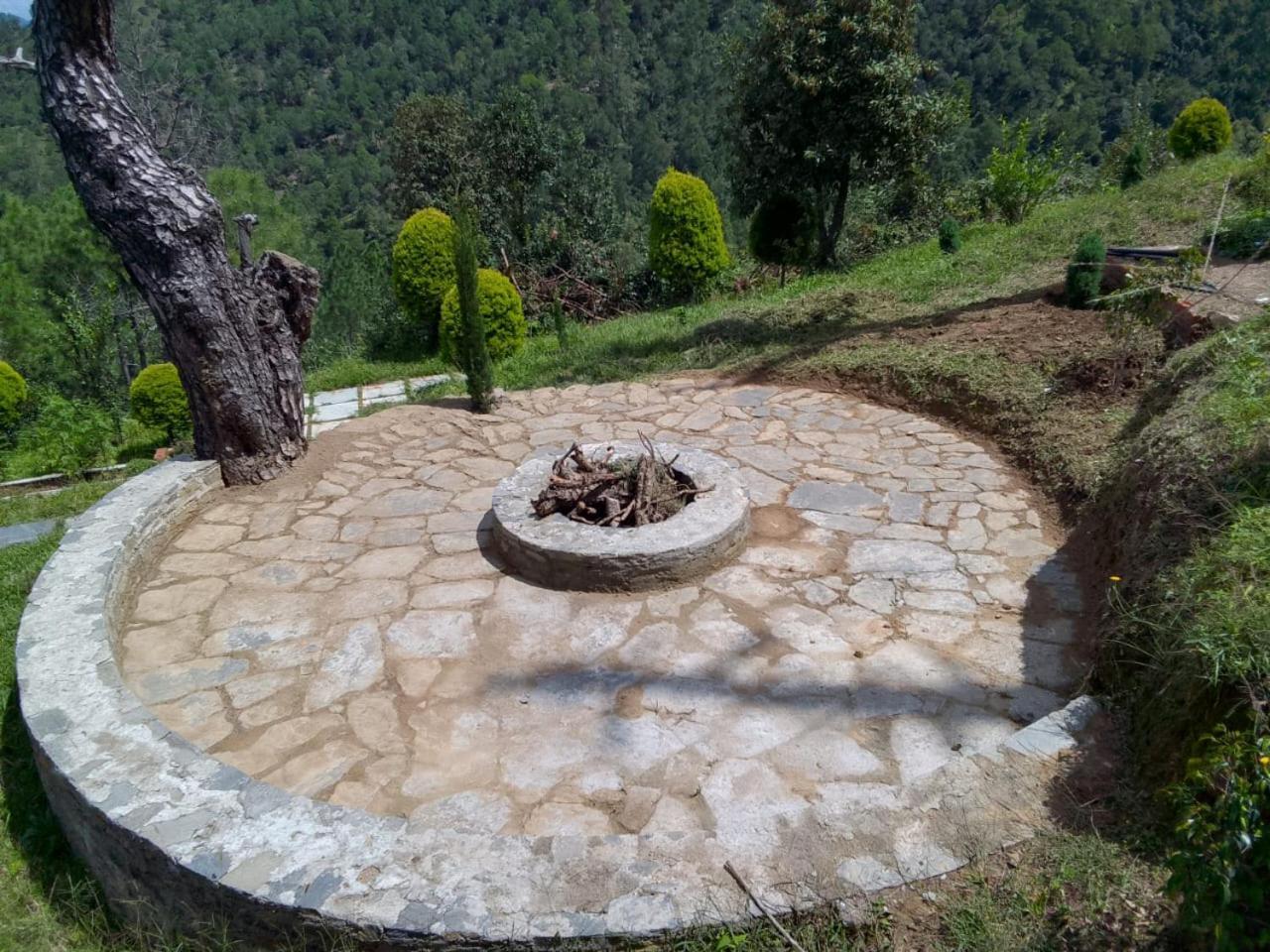Elphinstone Inn Almora Kültér fotó